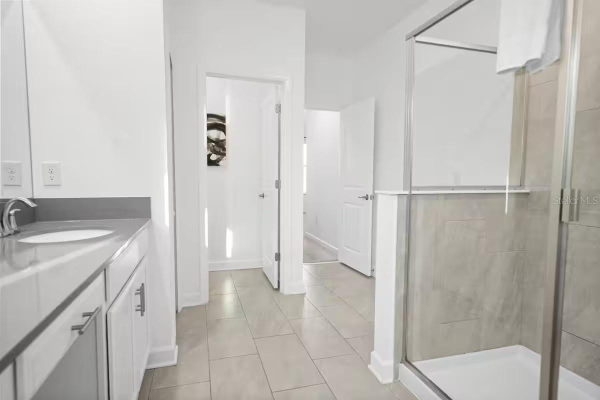 1069 LEADER ST, DAVENPORT, FL, 33896