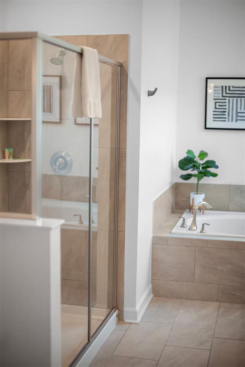 1069 LEADER ST, DAVENPORT, FL, 33896