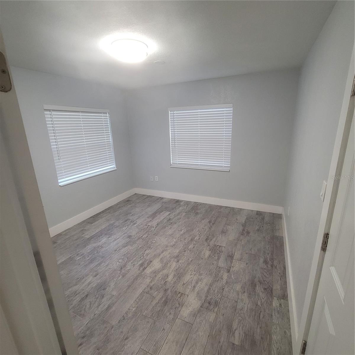 409 S LAKELAND AVE, ORLANDO, FL, 32805