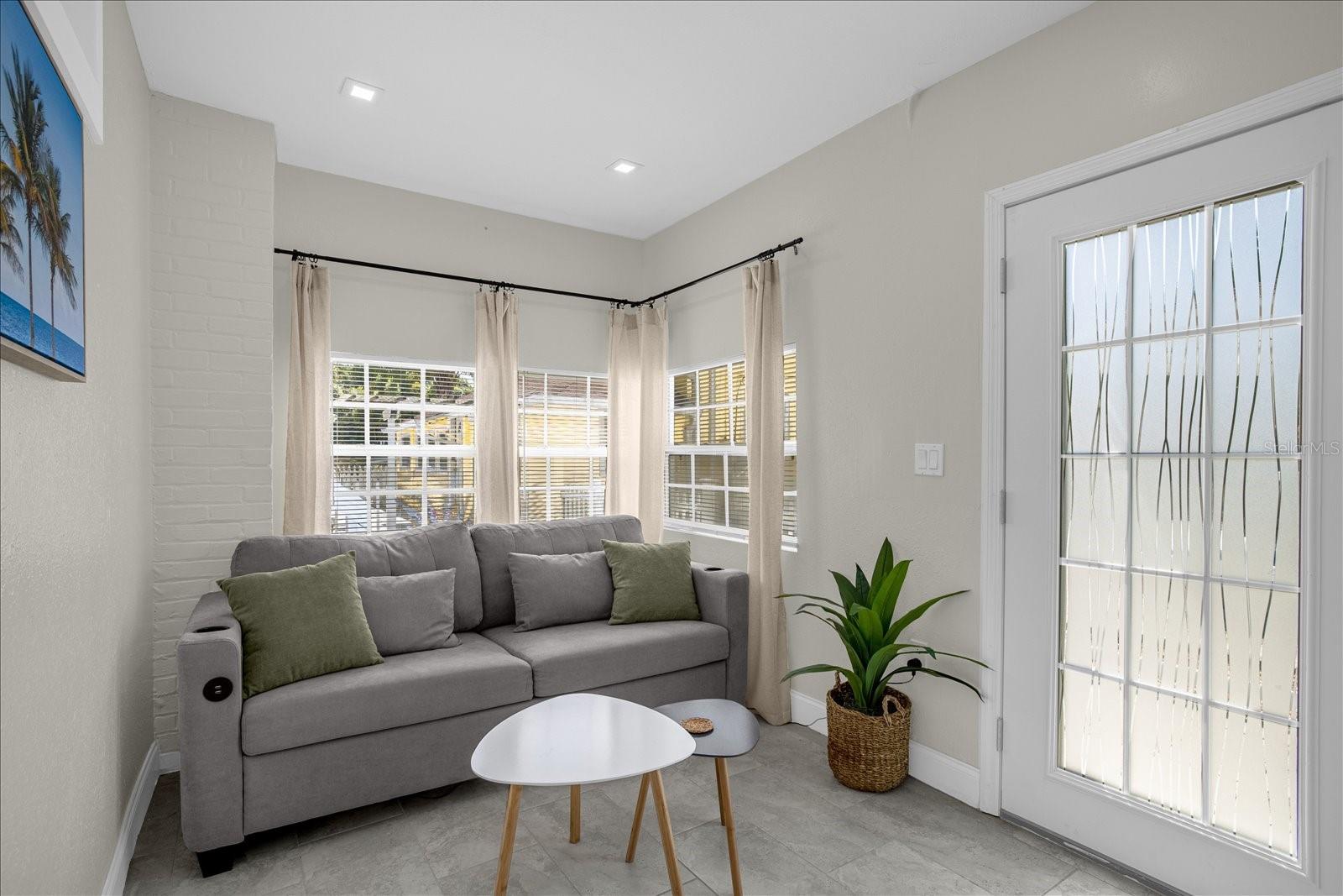 306 MARSHALL ST, CLEARWATER, FL, 33755