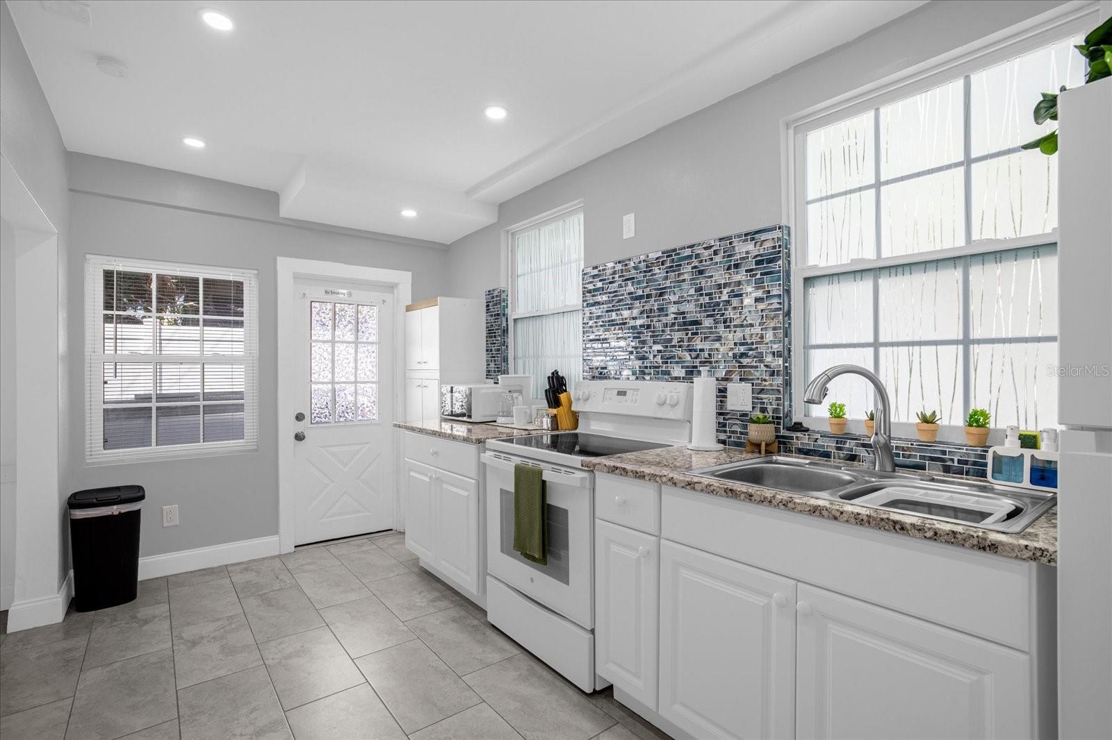 306 MARSHALL ST, CLEARWATER, FL, 33755