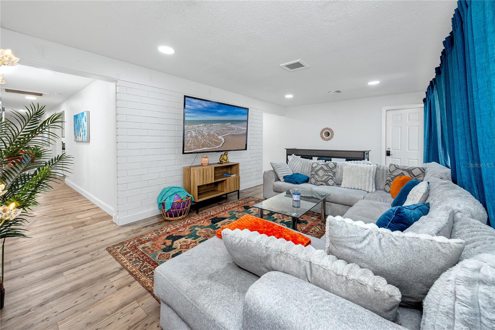 3527 1ST AVE S, ST PETERSBURG, FL, 33711
