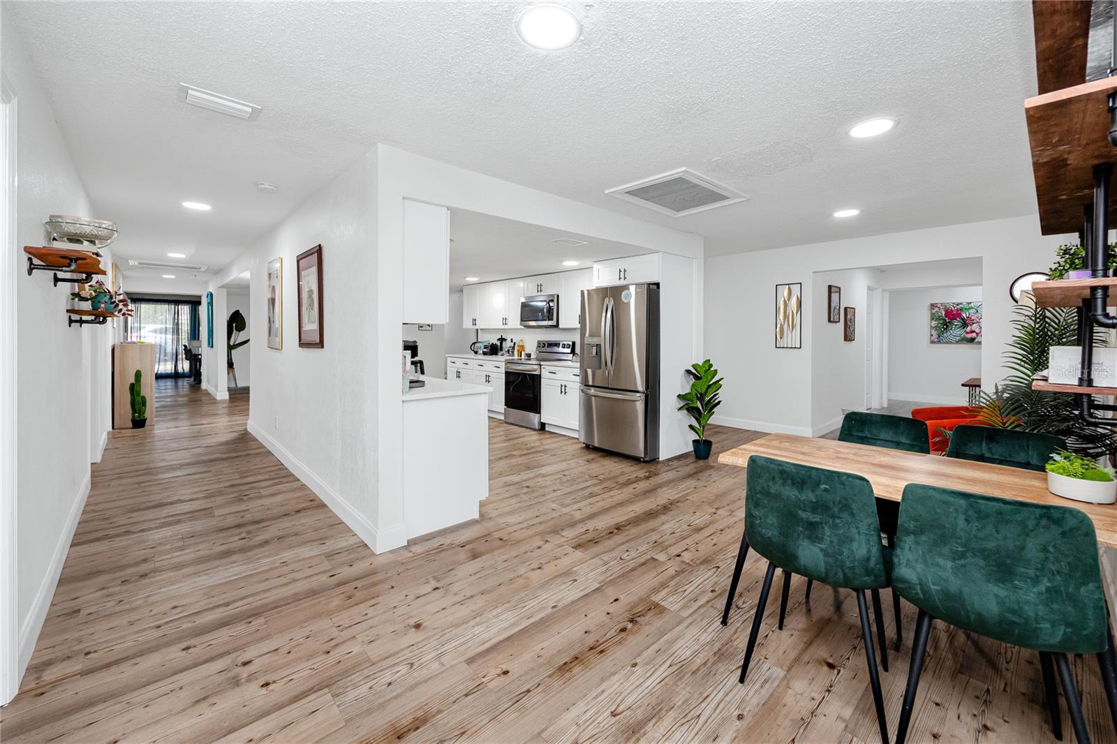 3527 1ST AVE S, ST PETERSBURG, FL, 33711