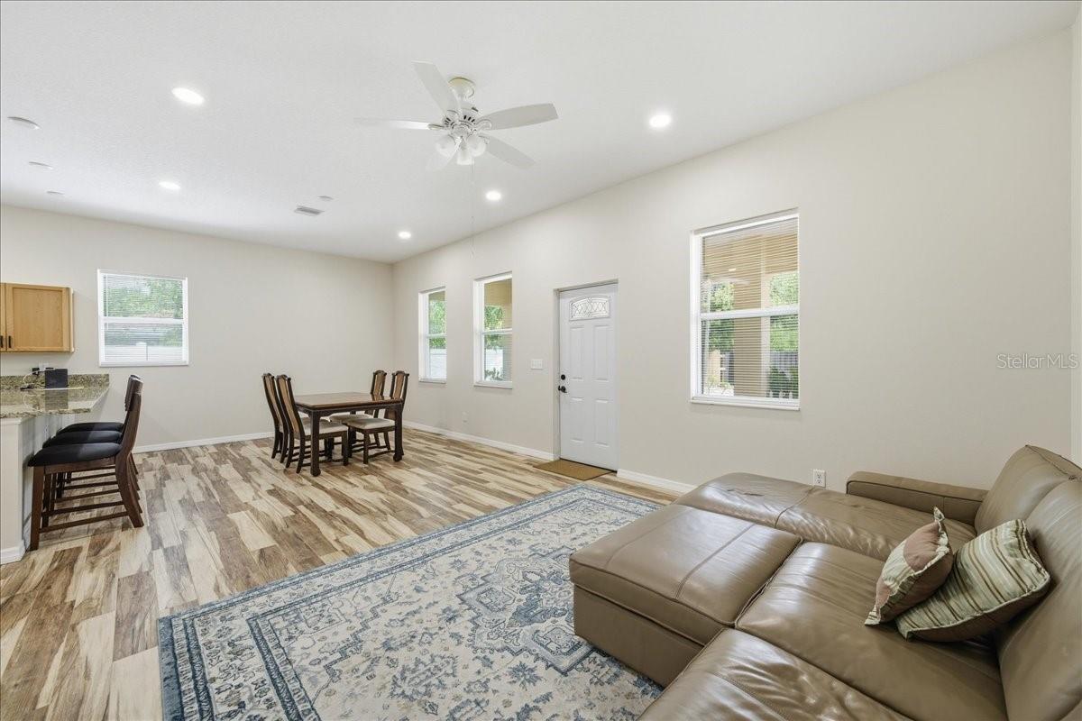3706 13TH ST N, ST PETERSBURG, FL, 33704
