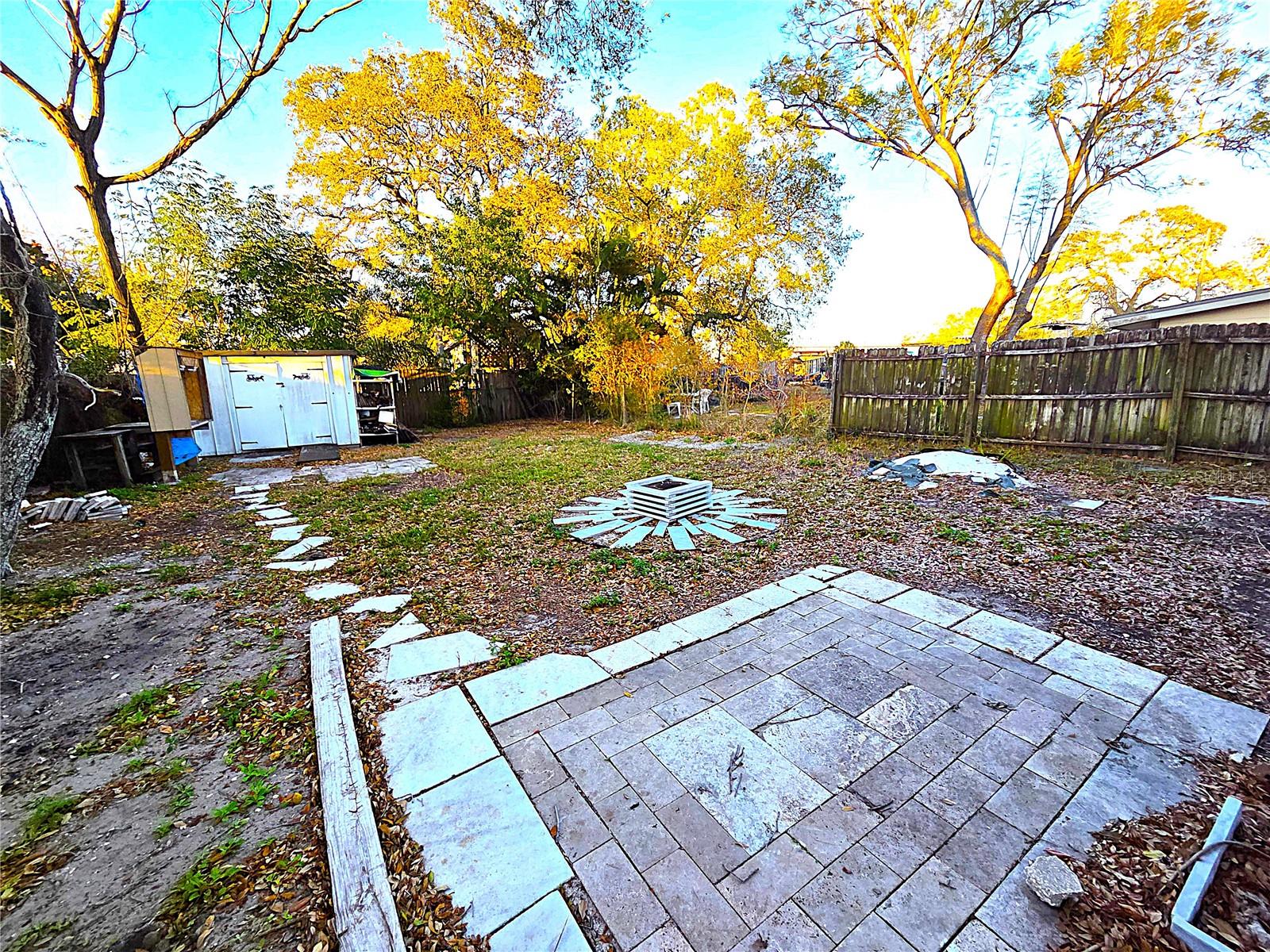 360 5TH AVE NW, LARGO, FL, 33770