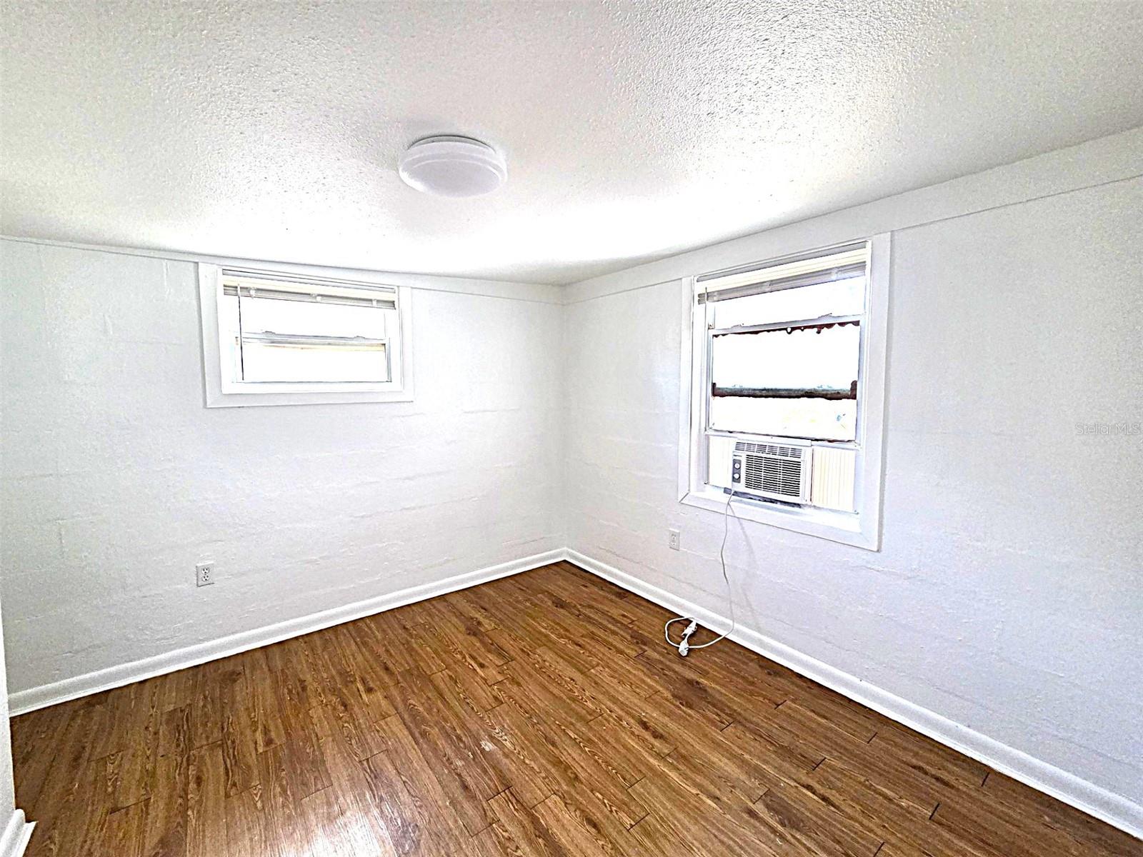360 5TH AVE NW, LARGO, FL, 33770