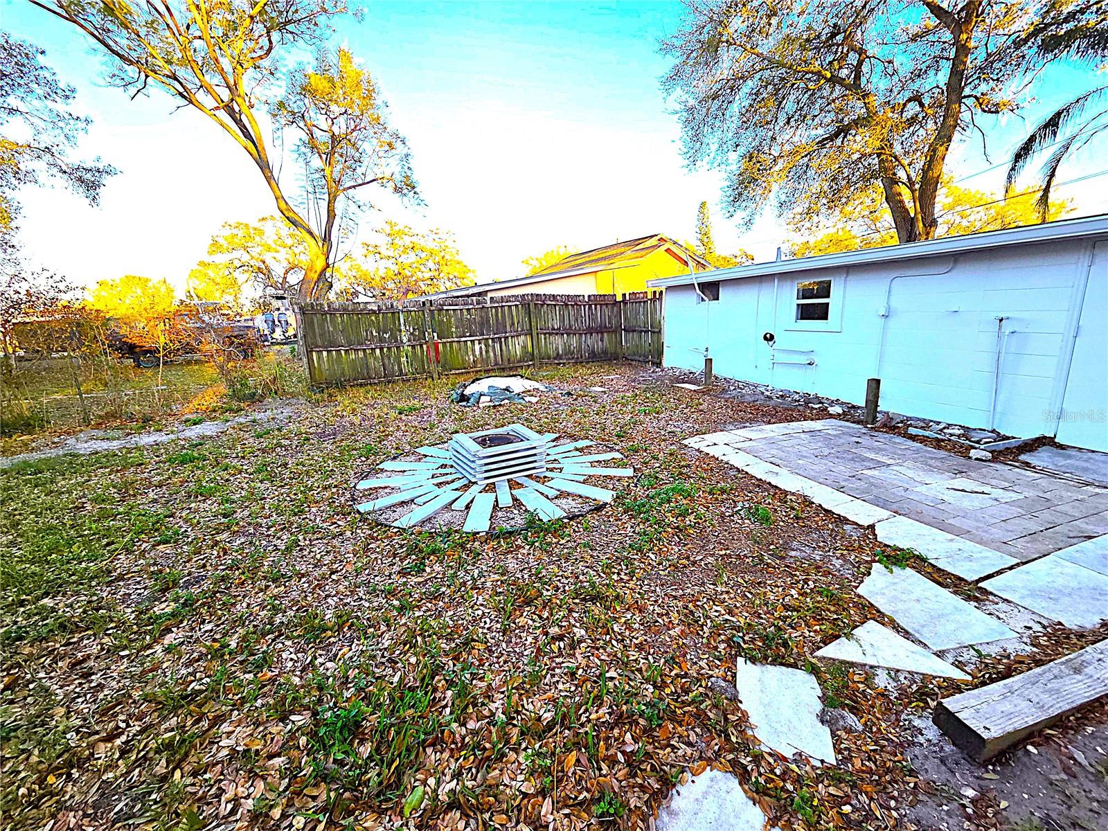 360 5TH AVE NW, LARGO, FL, 33770
