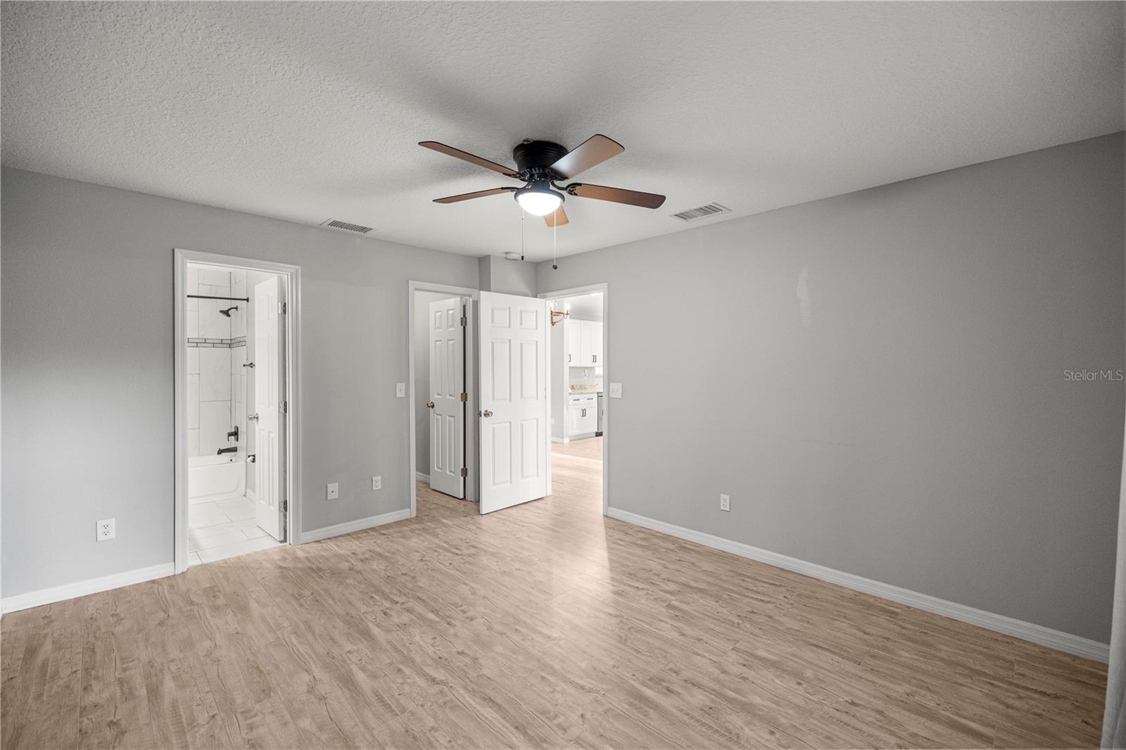 6525 NW 62ND AVE, OCALA, FL, 34482
