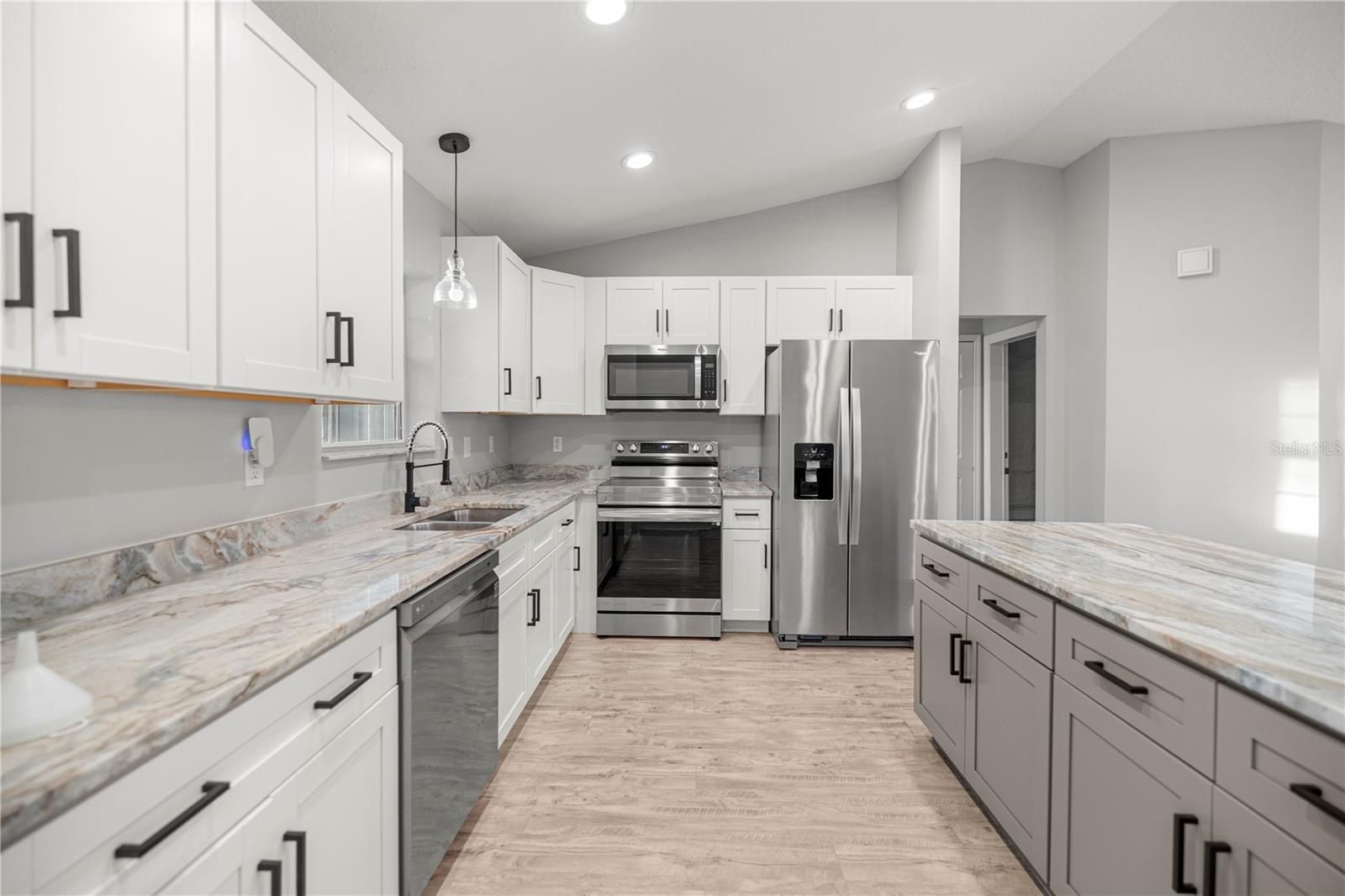 6525 NW 62ND AVE, OCALA, FL, 34482