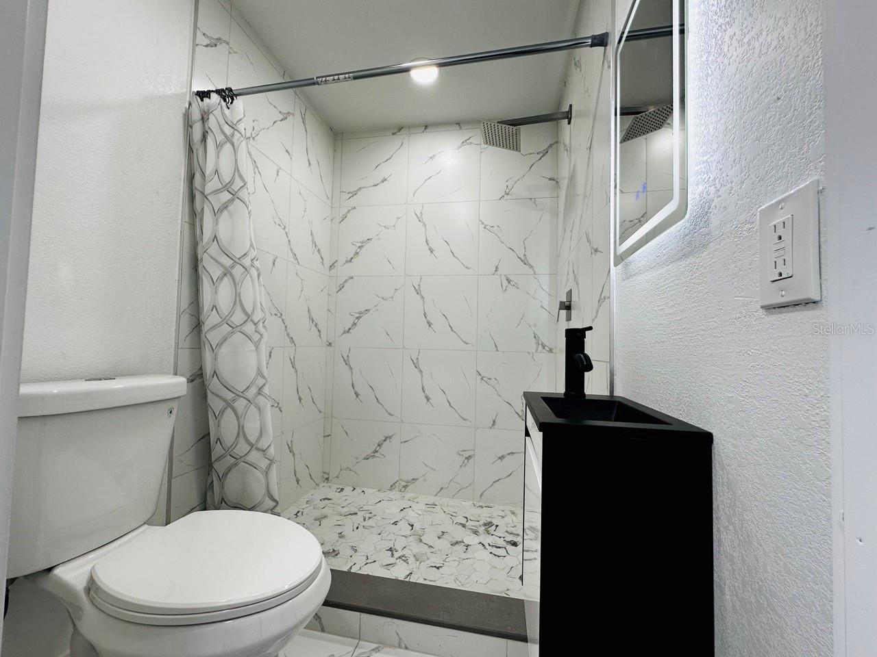 136 LYNBROOK DR, ORLANDO, FL, 32807