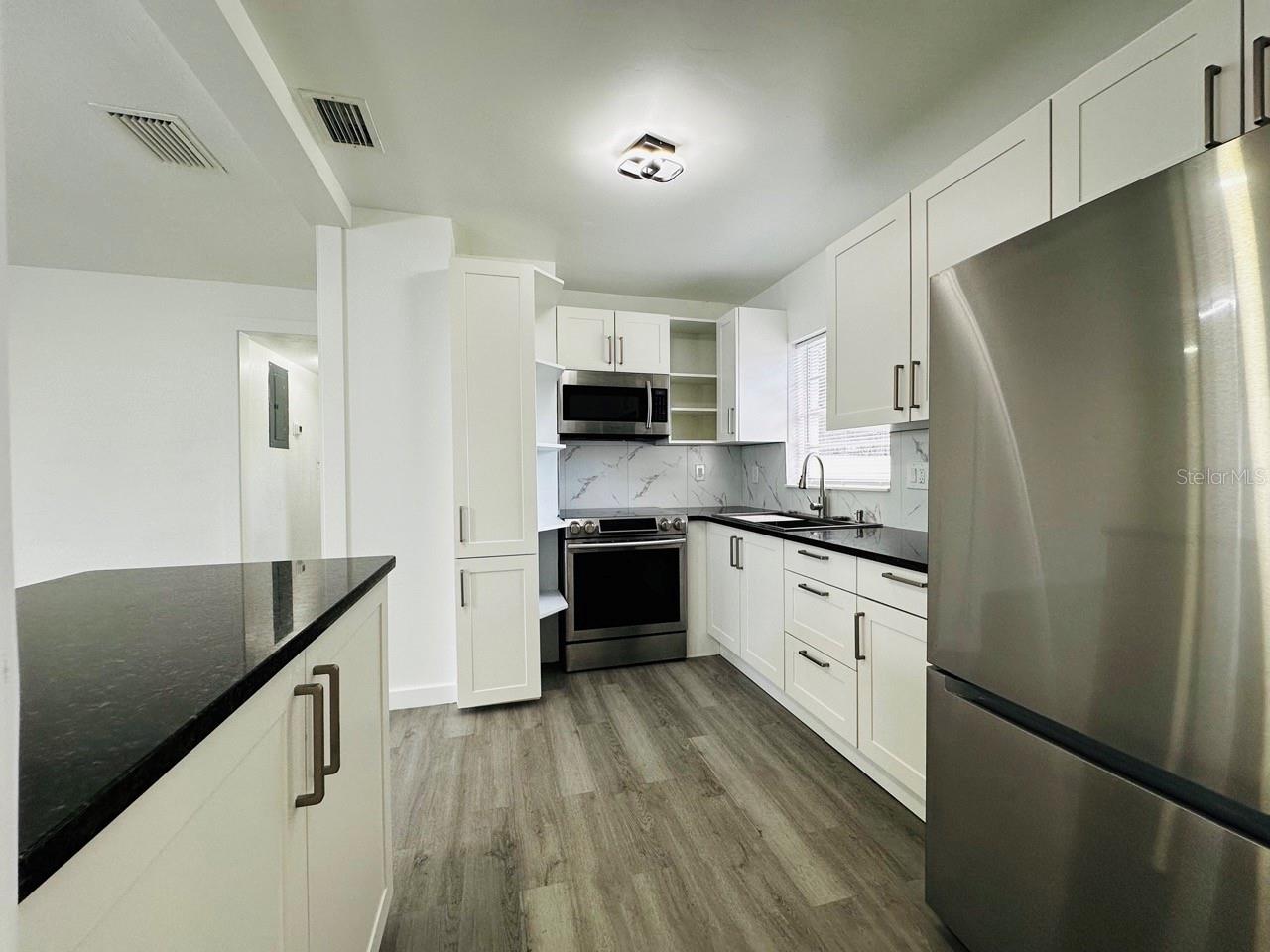 136 LYNBROOK DR, ORLANDO, FL, 32807