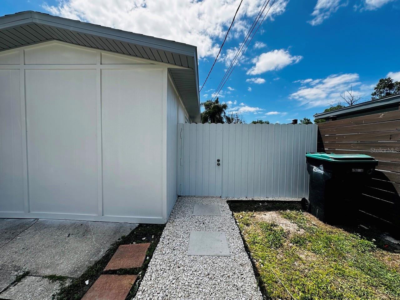 136 LYNBROOK DR, ORLANDO, FL, 32807