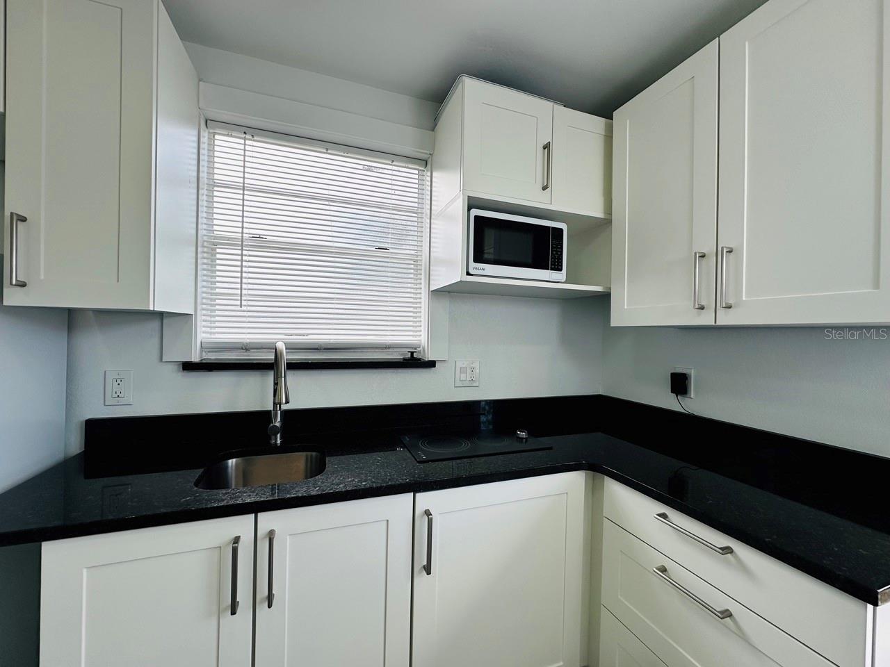 136 LYNBROOK DR, ORLANDO, FL, 32807