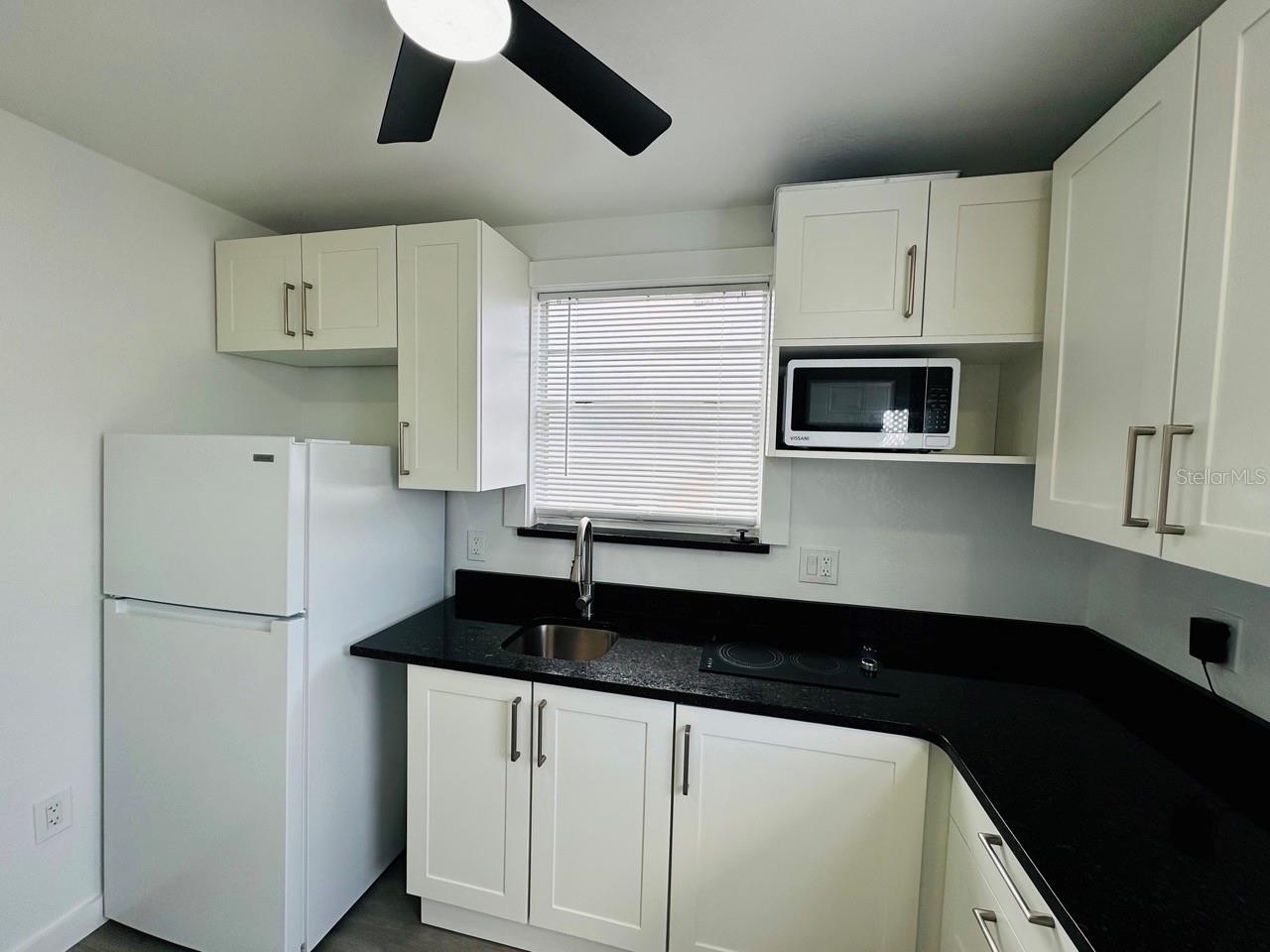 136 LYNBROOK DR, ORLANDO, FL, 32807