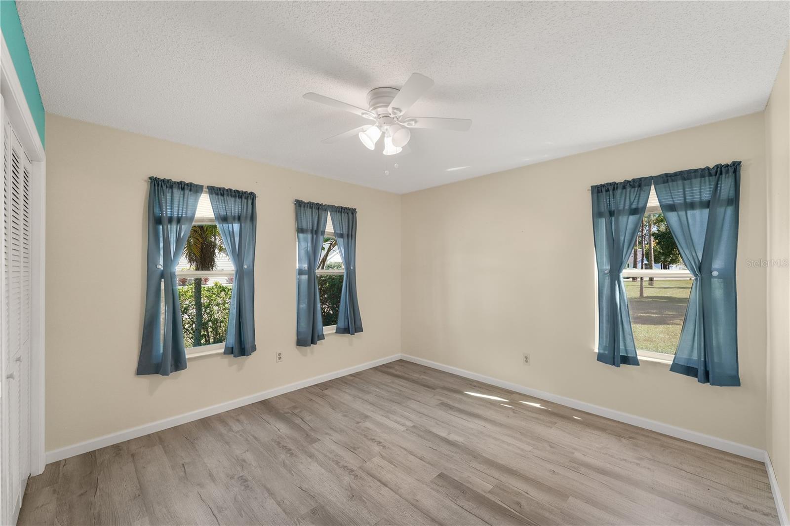 731 PINE SHORES CIR, NEW SMYRNA BEACH, FL, 32168