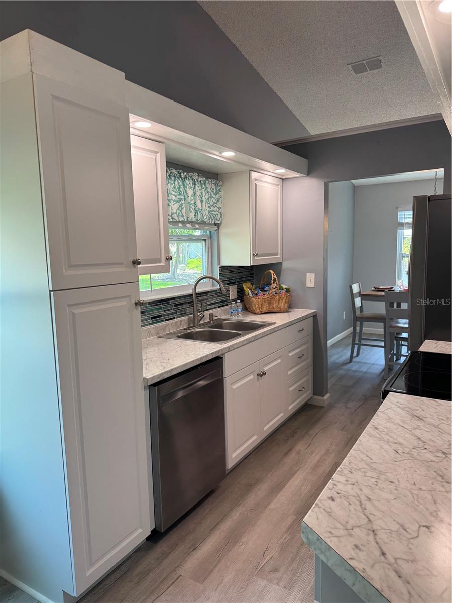 731 PINE SHORES CIR, NEW SMYRNA BEACH, FL, 32168