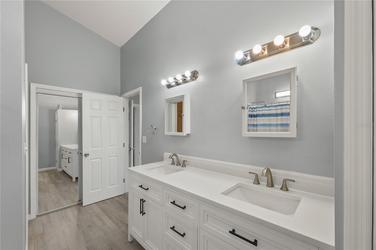 731 PINE SHORES CIR, NEW SMYRNA BEACH, FL, 32168