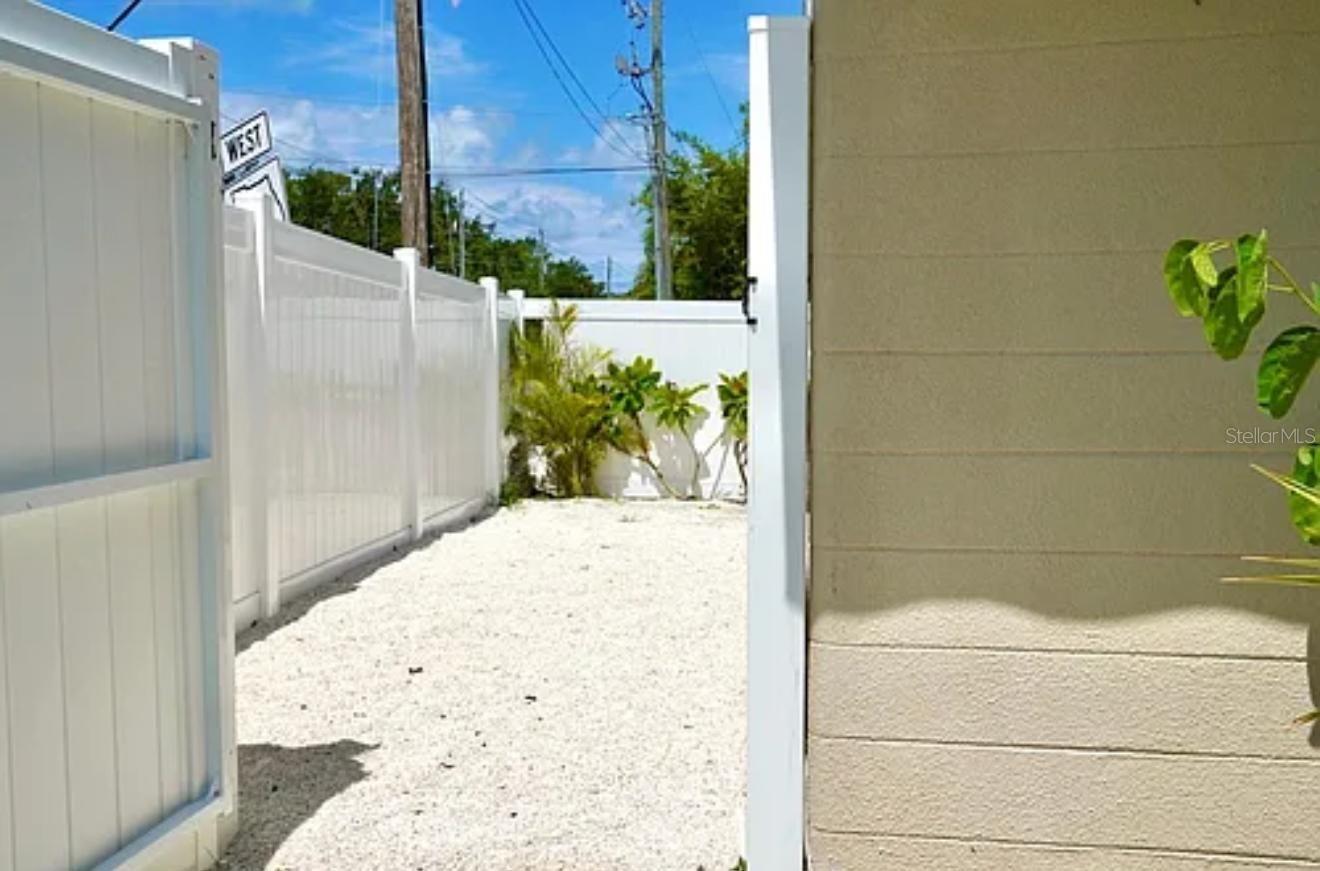 1761 SIESTA DR & 1760 WISCONSIN LN, SARASOTA, FL, 34239