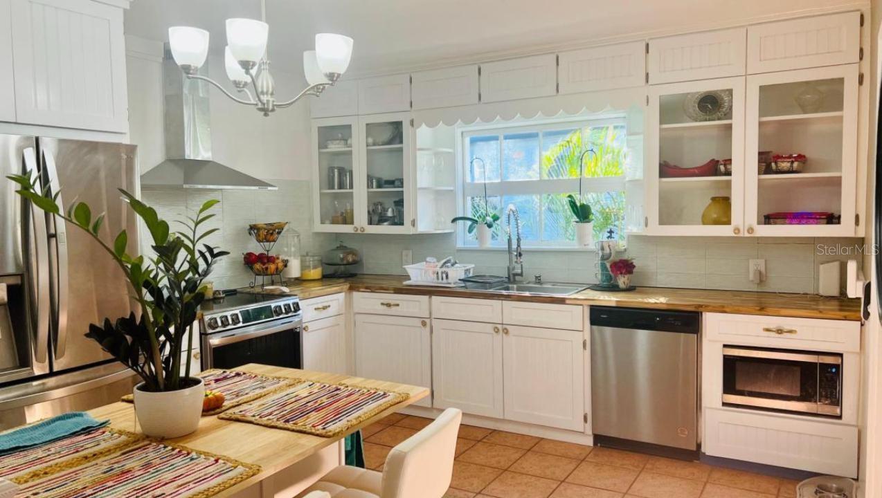 1761 SIESTA DR & 1760 WISCONSIN LN, SARASOTA, FL, 34239