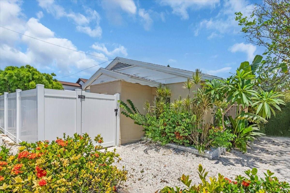 1761 SIESTA DR & 1760 WISCONSIN LN, SARASOTA, FL, 34239