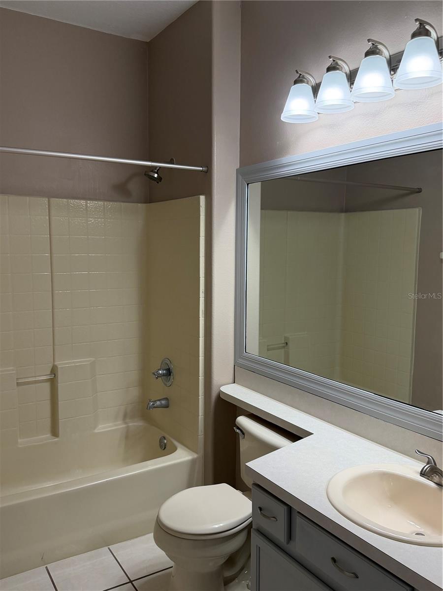 14208 BOCA KEY DR, ORLANDO, FL, 32824