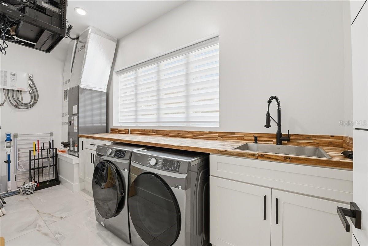 2175 S TROPICAL TRL, MERRITT ISLAND, FL, 32952