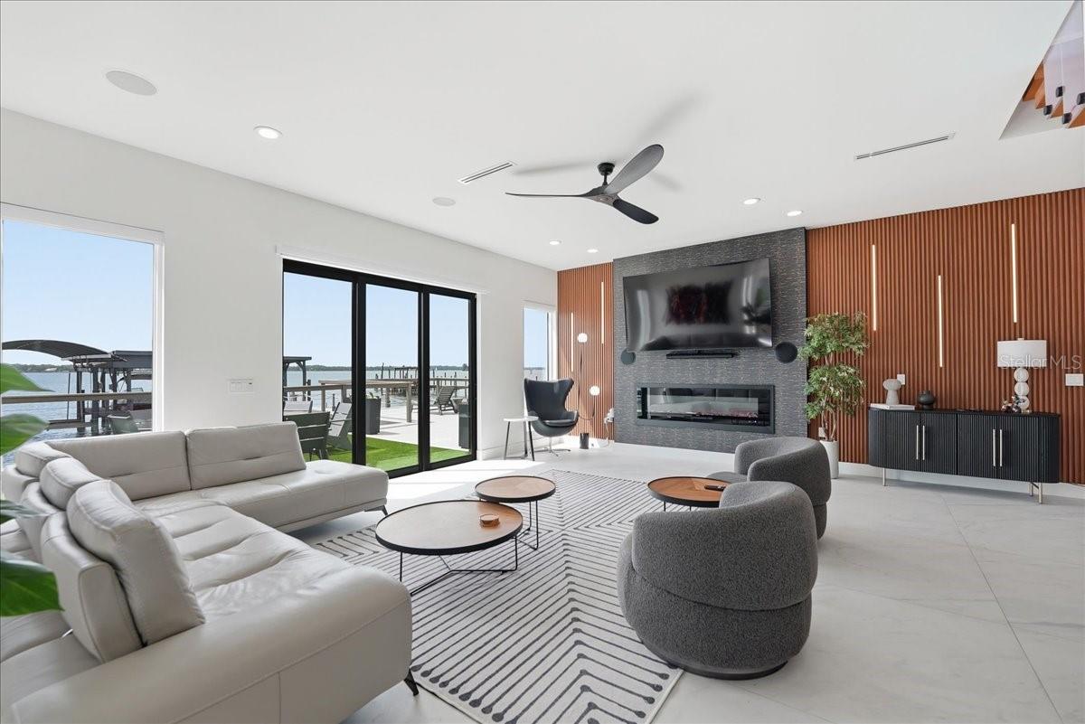 2175 S TROPICAL TRL, MERRITT ISLAND, FL, 32952