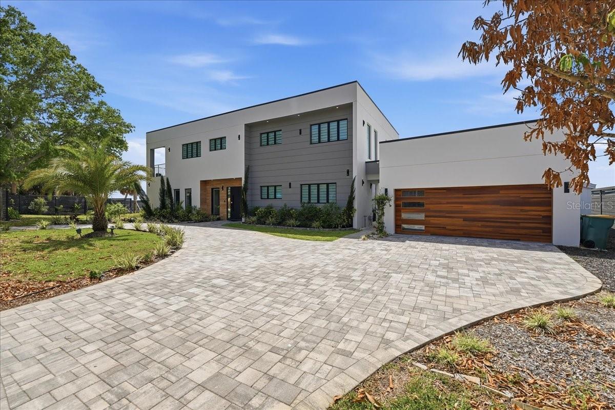 2175 S TROPICAL TRL, MERRITT ISLAND, FL, 32952