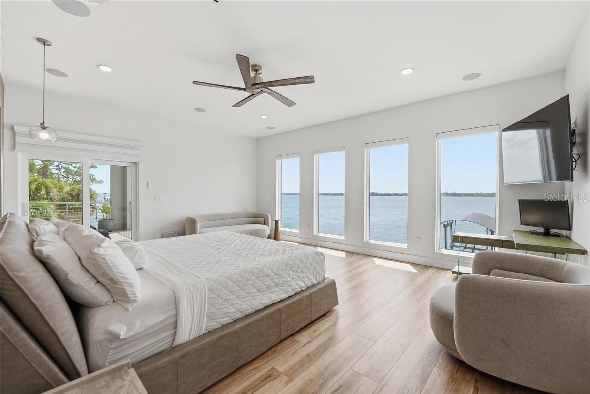 2175 S TROPICAL TRL, MERRITT ISLAND, FL, 32952