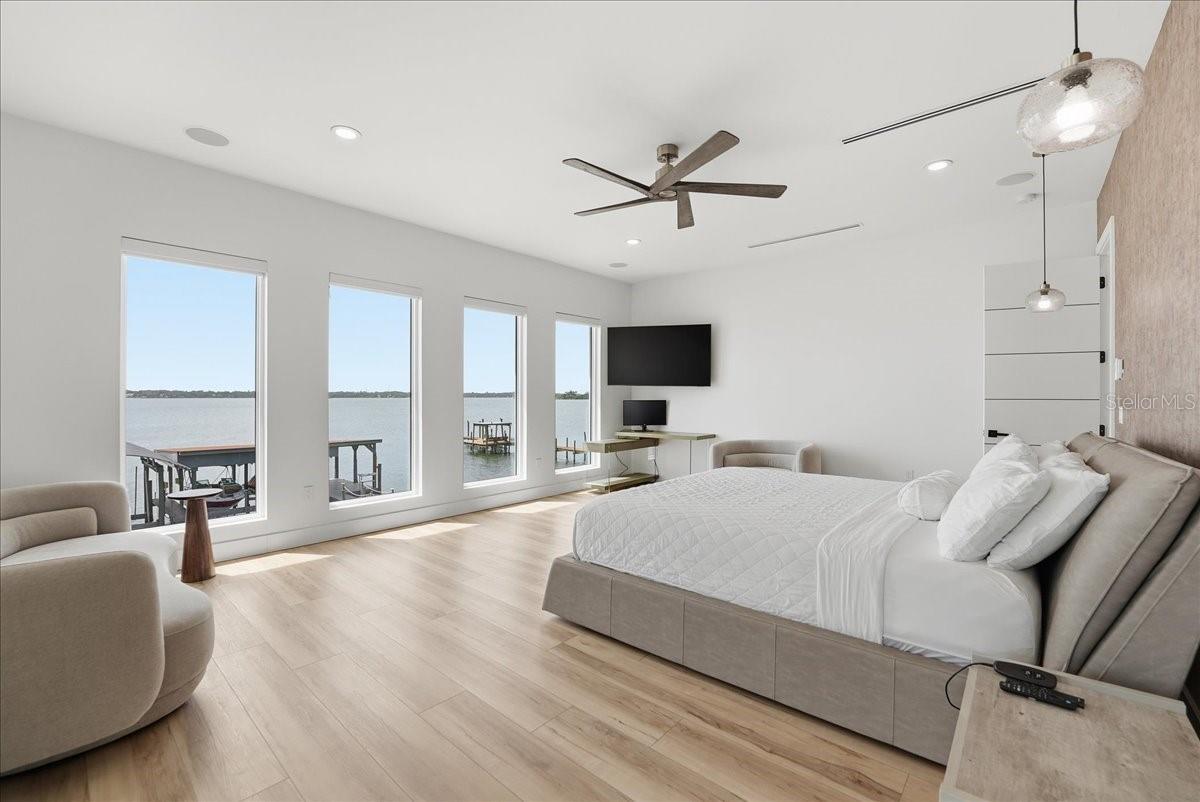 2175 S TROPICAL TRL, MERRITT ISLAND, FL, 32952