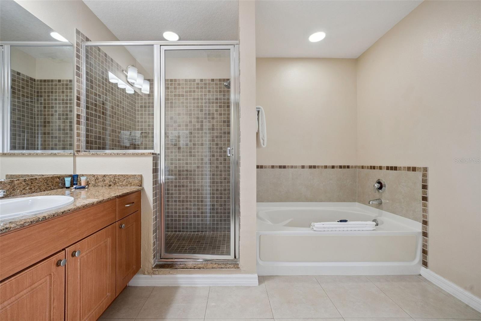 7395 UNIVERSAL BLVD #1205, ORLANDO, FL, 32819