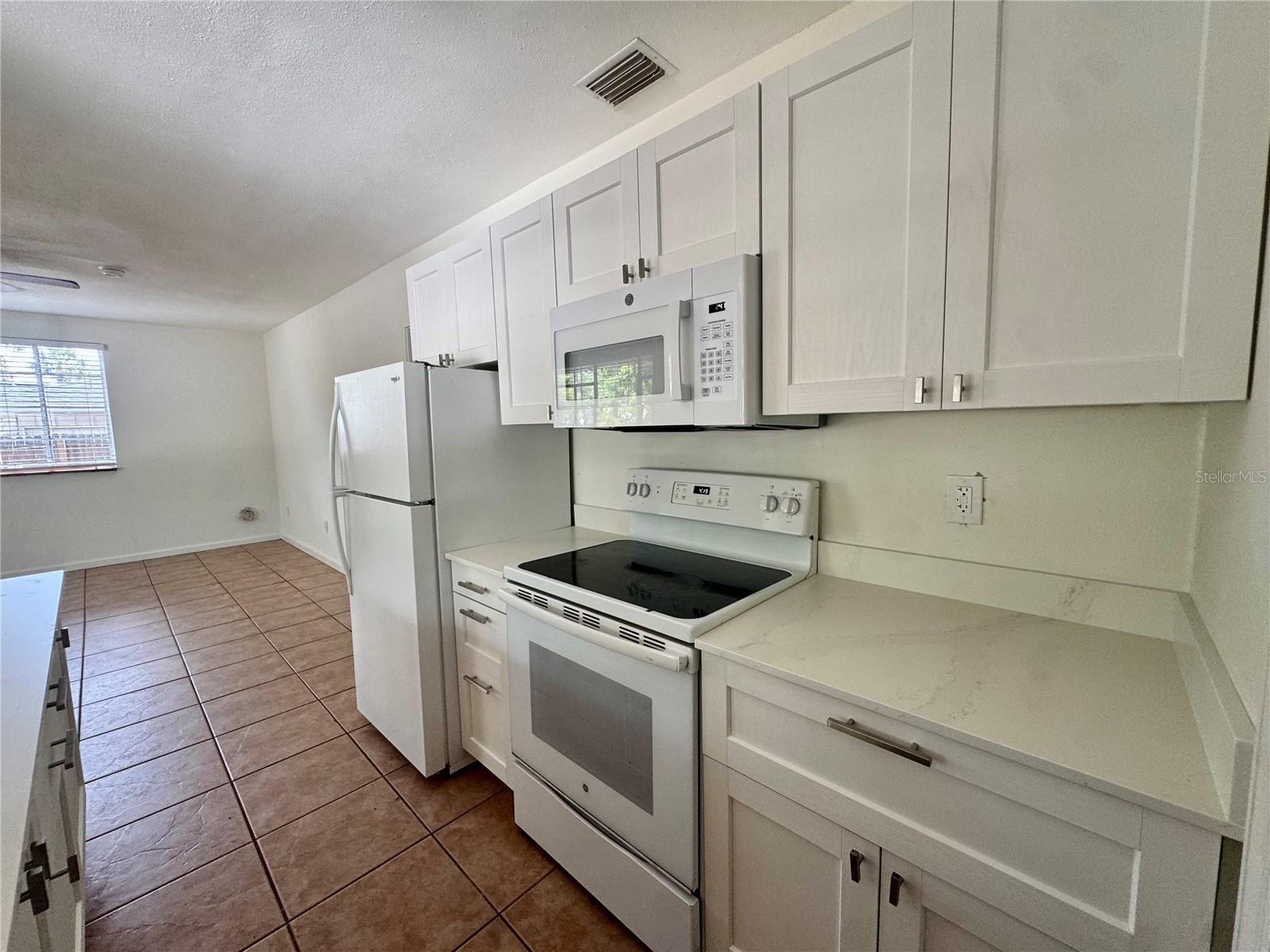 2107 CHIPPAWA PL, SARASOTA, FL, 34234