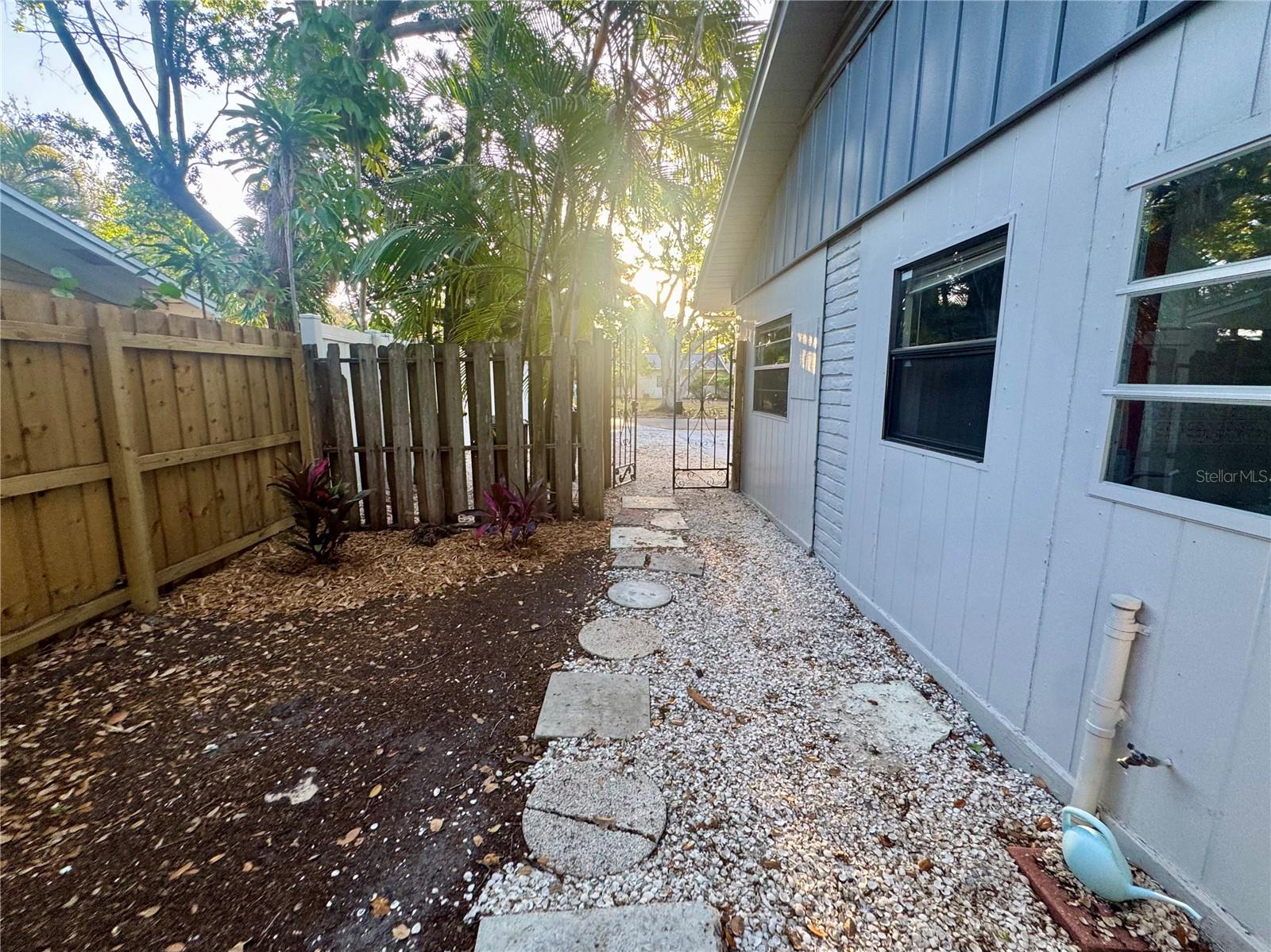 2107 CHIPPAWA PL, SARASOTA, FL, 34234
