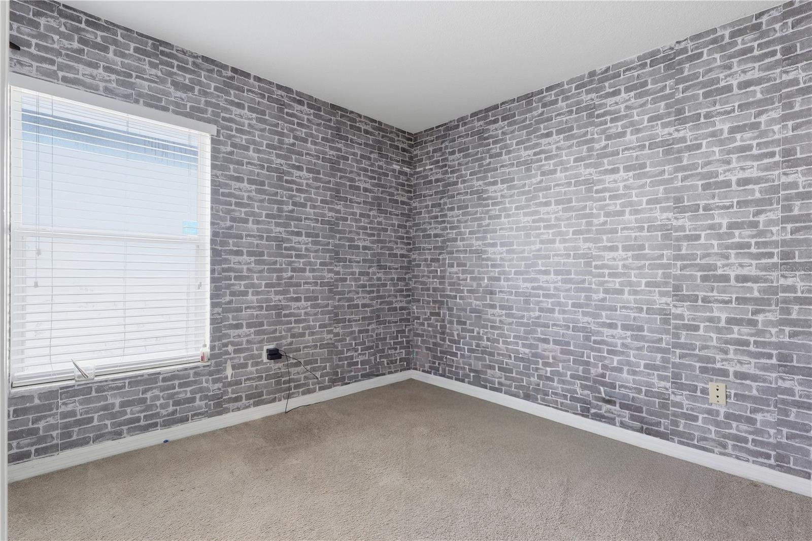 15519 TELFORD SPRING DR, SUN CITY CENTER, FL, 33573
