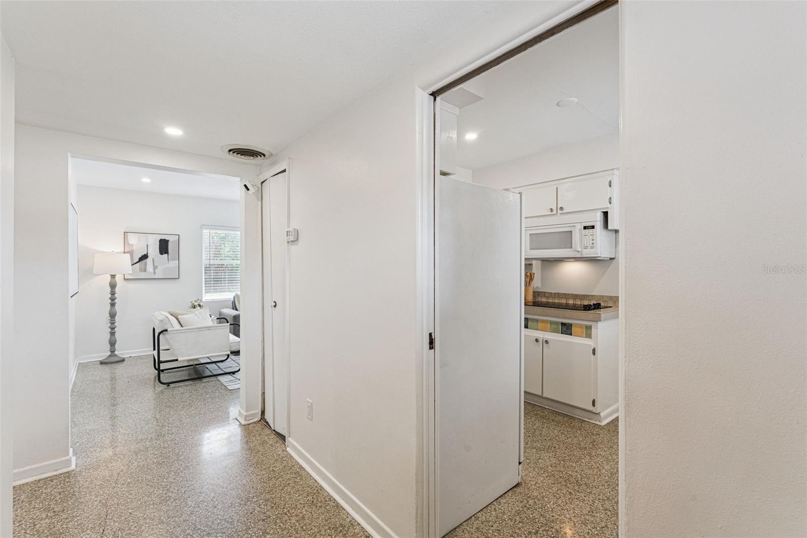 1512 OVERLAKE AVE, ORLANDO, FL, 32806