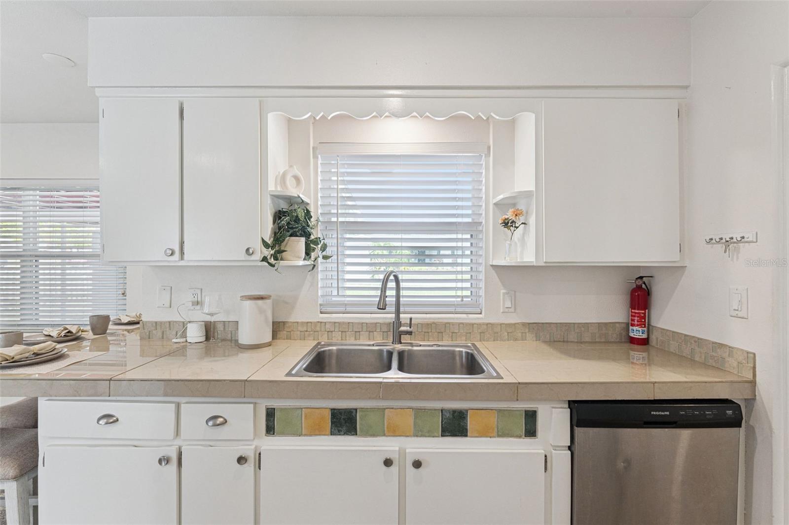1512 OVERLAKE AVE, ORLANDO, FL, 32806