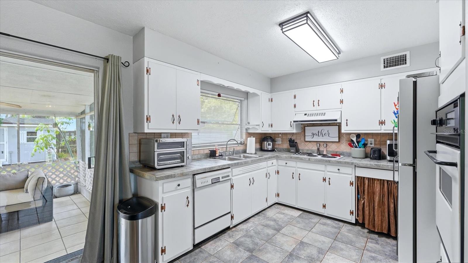 2704 52ND AVENUE TER W, BRADENTON, FL, 34207