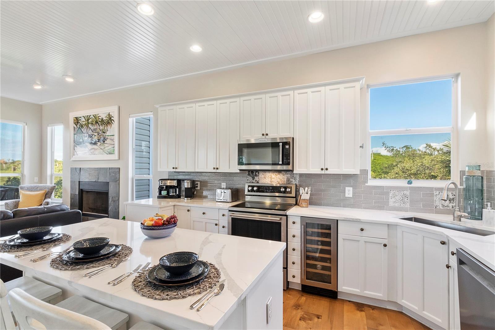 7325 HOLLY RD, TERRA CEIA, FL, 34250