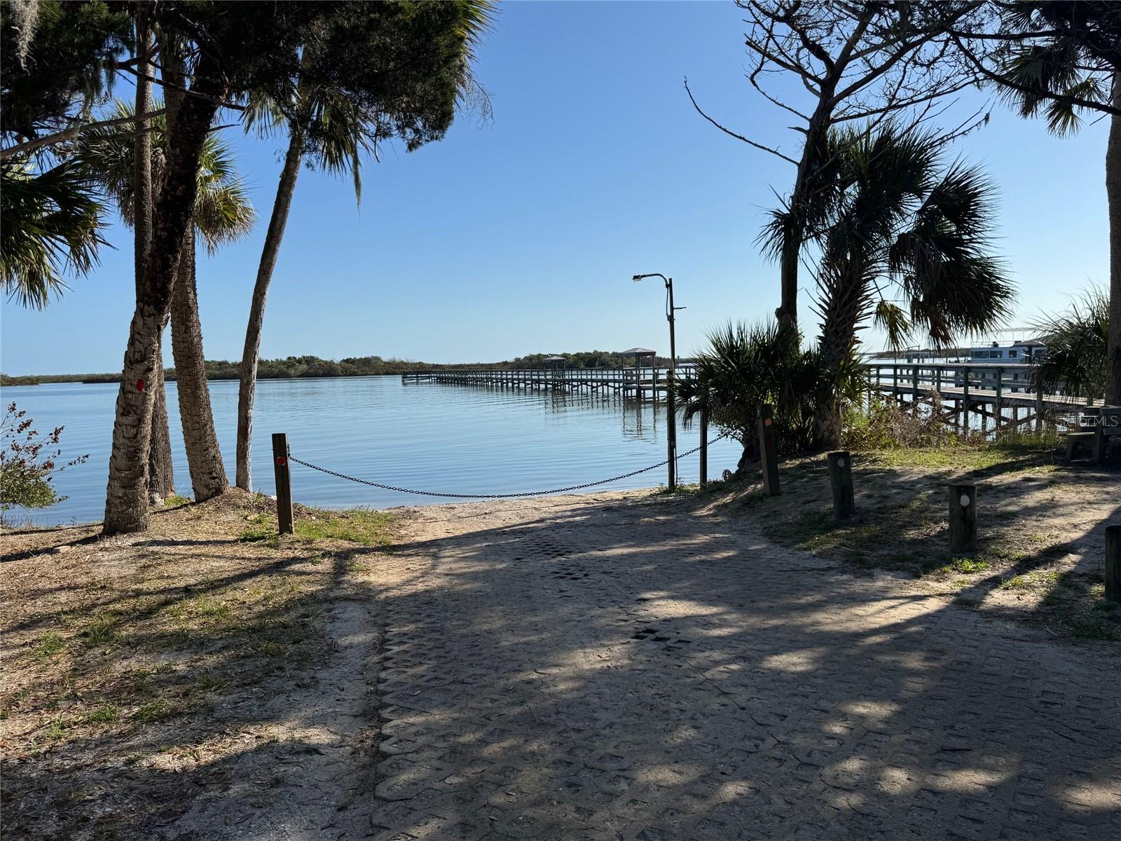332 MARSH LANDING LOOP, OAK HILL, FL, 32759