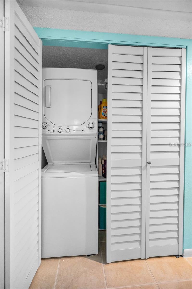 300 S FLORIDA AVE #200J, TARPON SPRINGS, FL, 34689