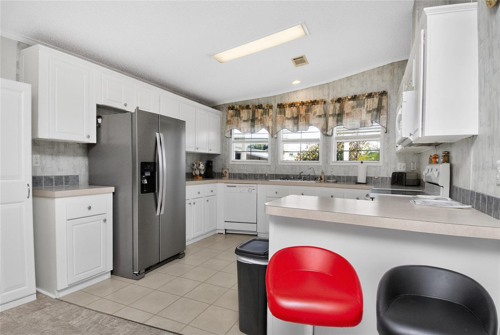 24437 HARBORVIEW RD #106, PUNTA GORDA, FL, 33980