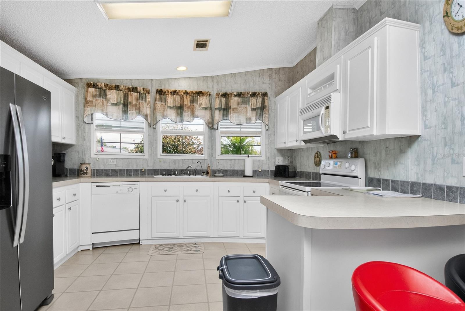 24437 HARBORVIEW RD #106, PUNTA GORDA, FL, 33980