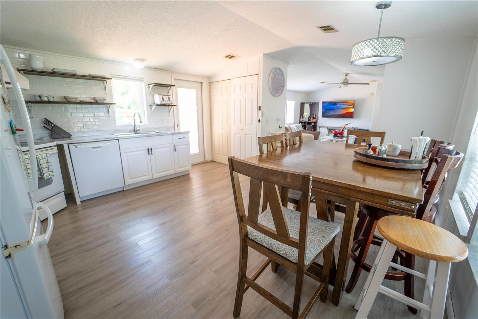 12711 LOVERS LN, RIVERVIEW, FL, 33579