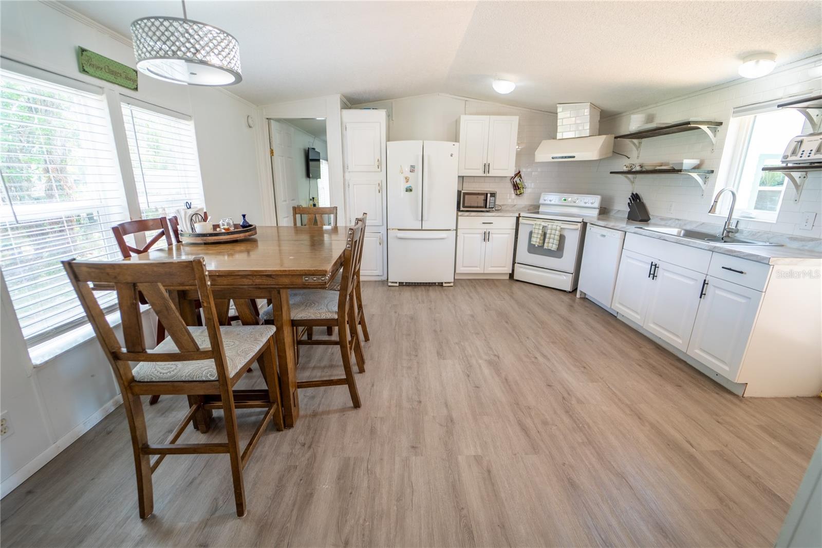 12711 LOVERS LN, RIVERVIEW, FL, 33579