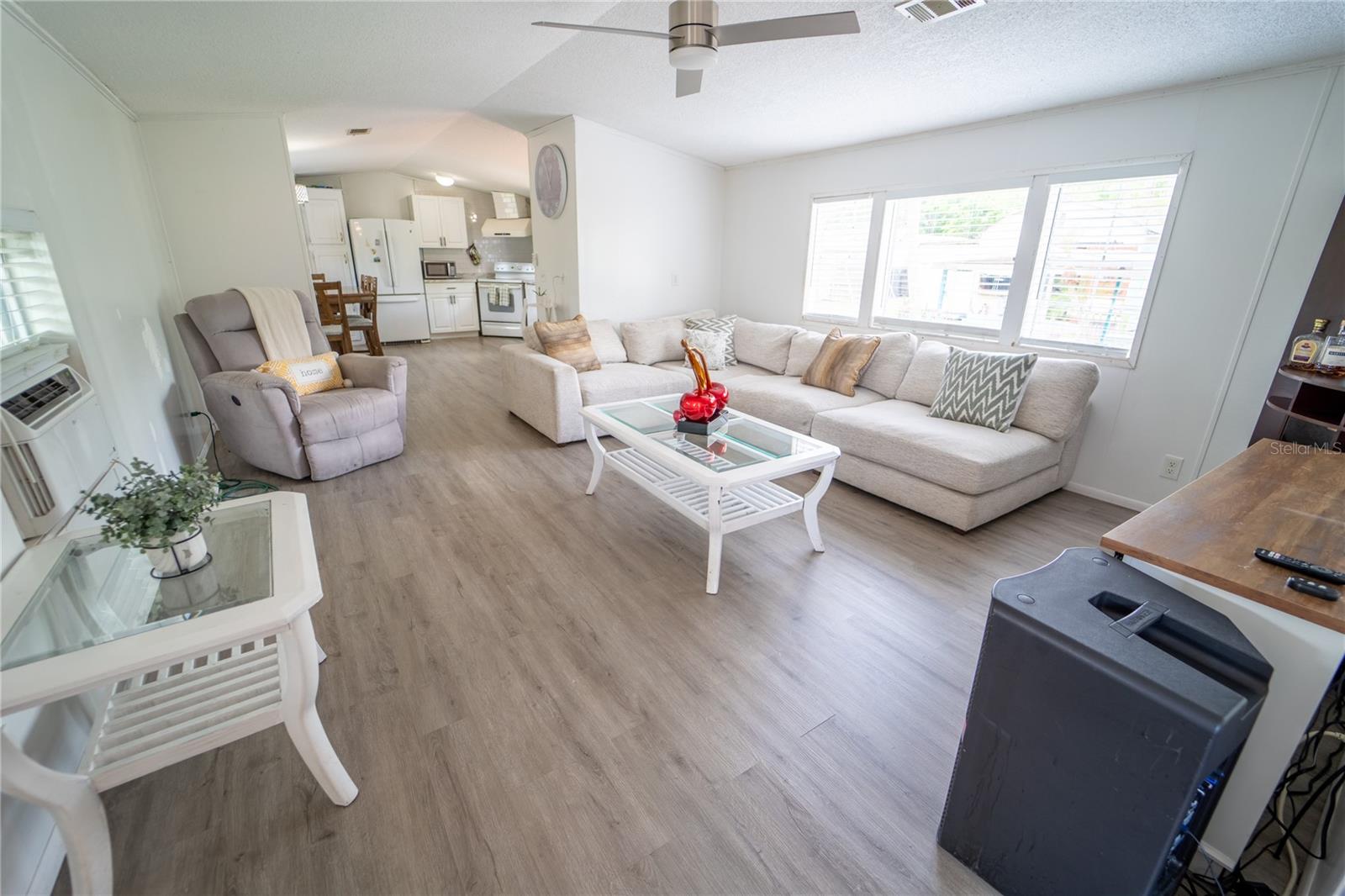12711 LOVERS LN, RIVERVIEW, FL, 33579