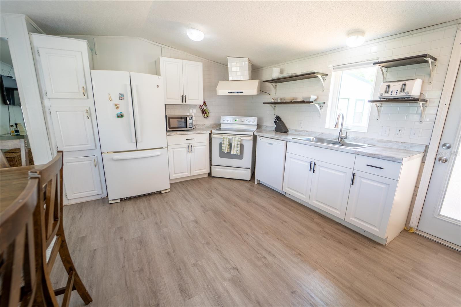 12711 LOVERS LN, RIVERVIEW, FL, 33579