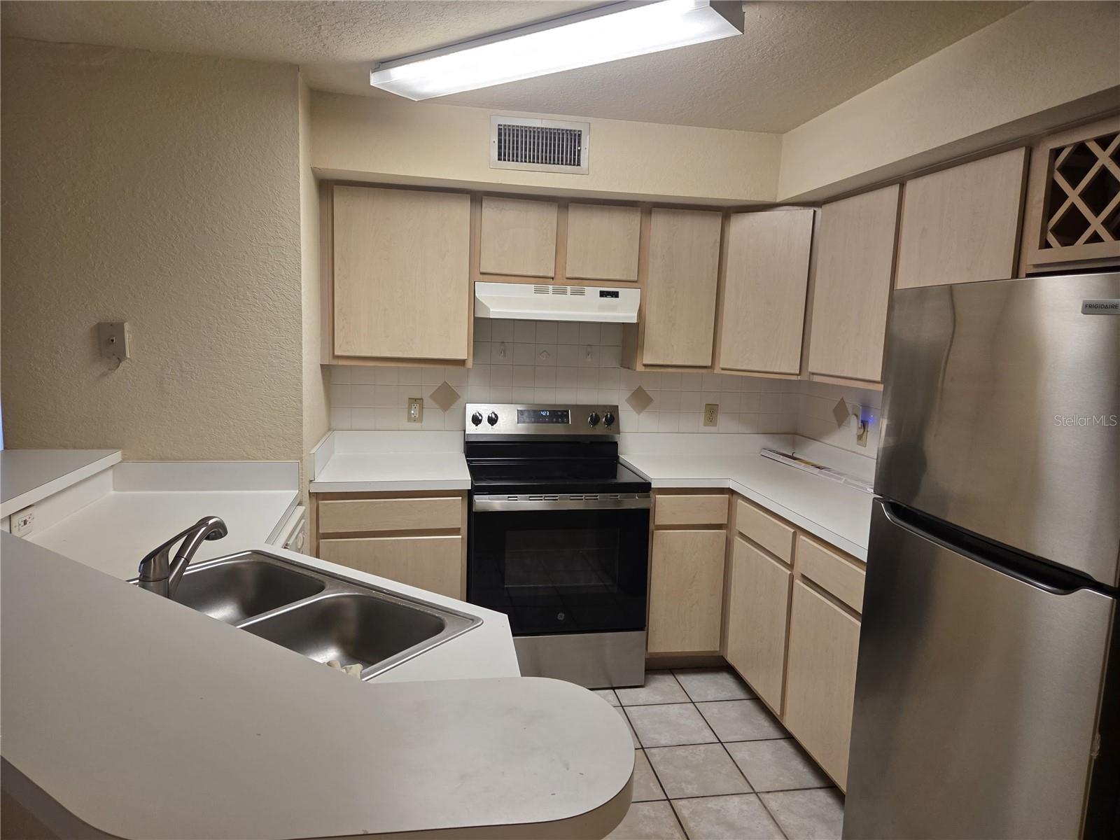 820 CAMARGO WAY #207, ALTAMONTE SPRINGS, FL, 32714