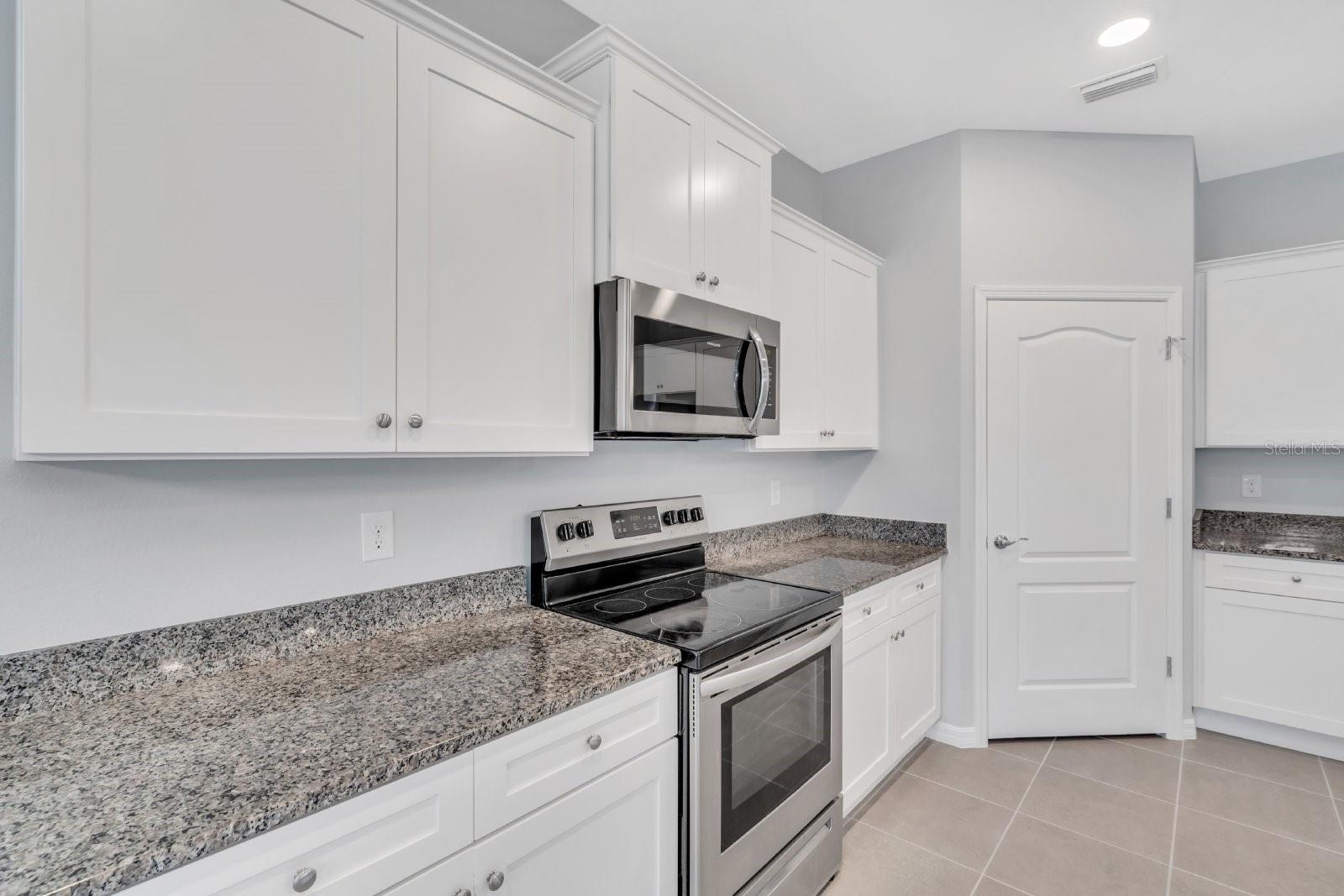 13706 WOODBRIDGE TER, BRADENTON, FL, 34211