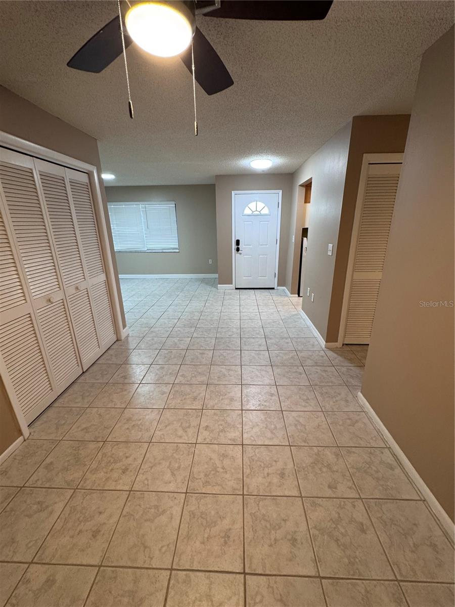 511 LONGFELLOW CT #B, SAFETY HARBOR, FL, 34695
