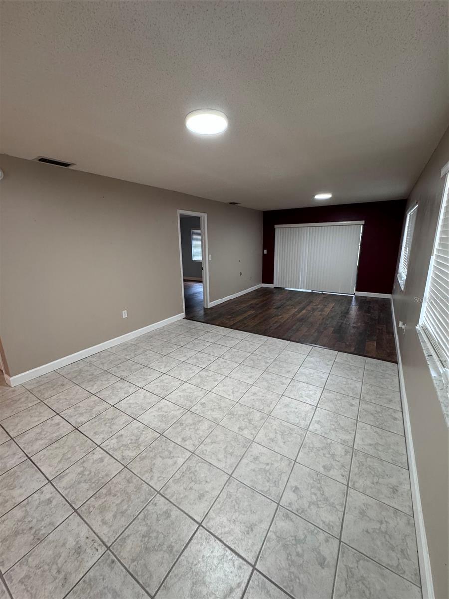 511 LONGFELLOW CT #B, SAFETY HARBOR, FL, 34695